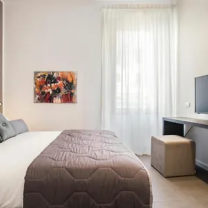 Residenza Fontanella Barberini By Spanish Steps Apartment